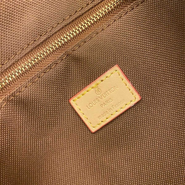 ルイヴィトンバッグ着用イメージ